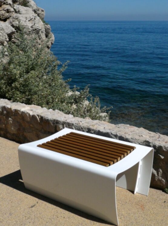  Banquette urbaine | Banquette Régate en acier thermolaqué et bois - SEMCO