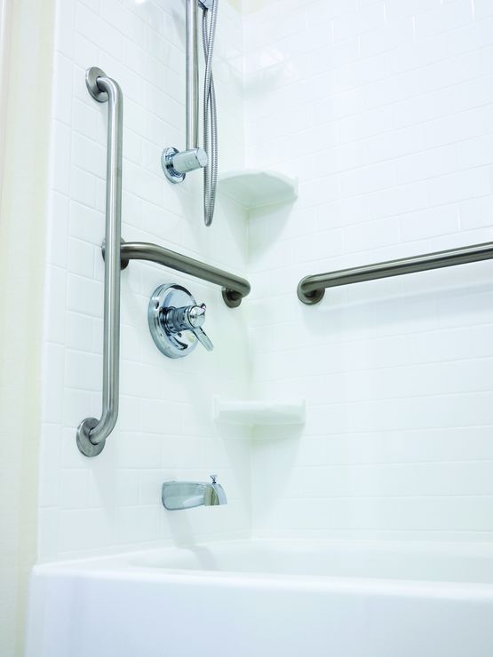 Poignées et accessoires salles de bain en inox pour PMR - Batiproduits