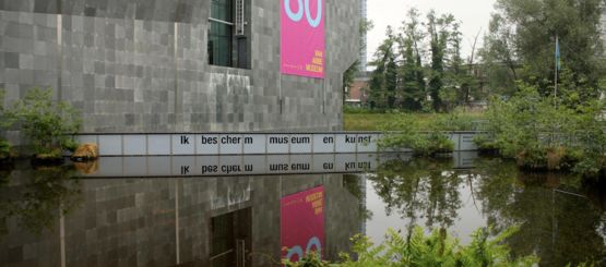 Barrière anti-inondation automatique - LEVALEAU  - produit présenté par 2 L'EAU PROTECTION