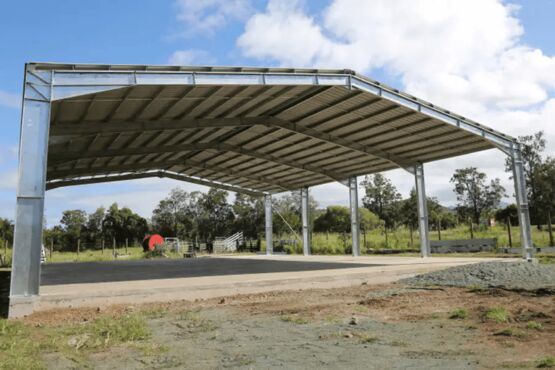 Bâtiment de stockage galvanisé structure + couverture - 20,6x24x5m