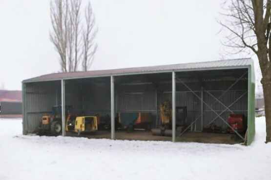 Bâtiment en kit bardé 3 côtés de 400m² - produit présenté par BATIMENTSMOINSCHERS.COM/ C2I COMMERCE SARL