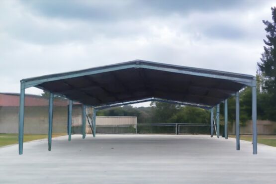 Bâtiment en kit ouvert de 400m² - produit présenté par BATIMENTSMOINSCHERS.COM/ C2I COMMERCE SARL