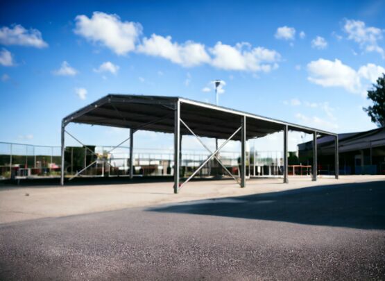 Bâtiment en kit renforcé 300m² - 12,6x24x6m - produit présenté par BATIMENTSMOINSCHERS.COM/ C2I COMMERCE SARL