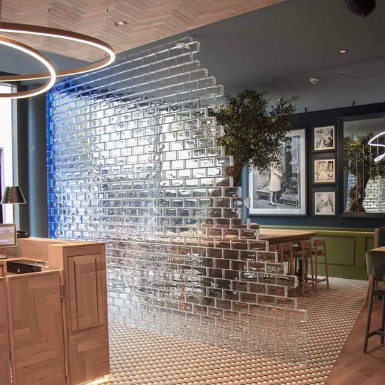  Bloc de verre transparent pour cloison et agencement intérieur | Poesia 60672 - LA ROCHÈRE