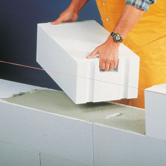 Blocs de béton cellulaire pour mur bioclimatique 100 intégré — free download