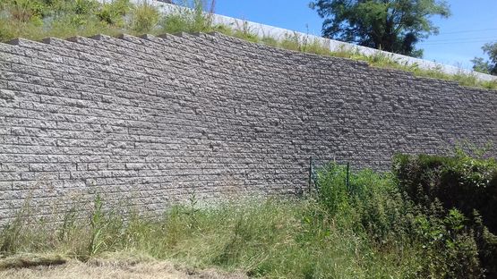 Blocs pleins pour murs jusqu&#039;à 30 mètres de hauteur | Leromur - Murs en béton préfabriqués