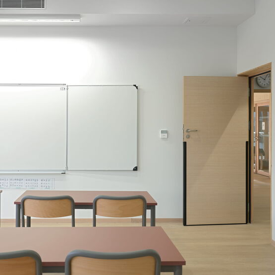 Blocs-portes MATERNELLE pour crèches, écoles maternelles et petite enfance | MALERBA