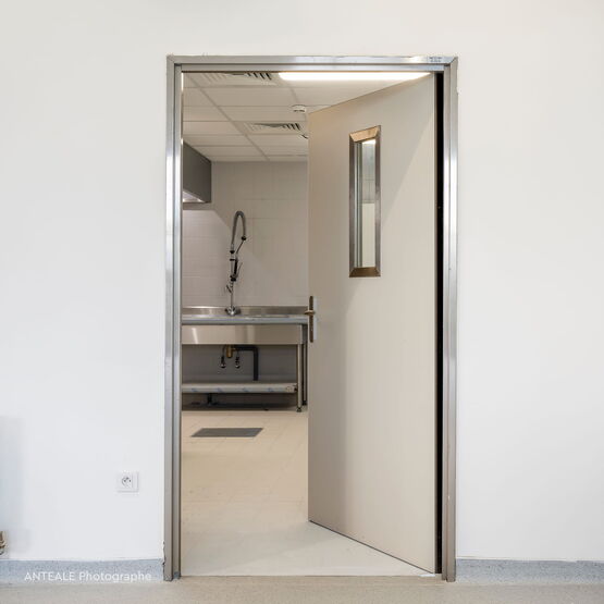  Blocs-portes pour milieux humides | Blocs-portes HYDRO - Portes CF REI 30/60