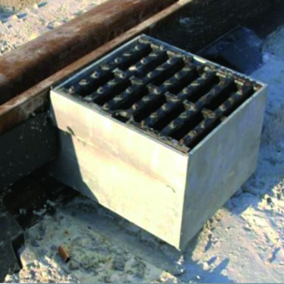  Boîte à eau avec kit d&#039;isolation électrique du rail pour voie électrifiée | Boîte à eau rail - MEA FRANCE