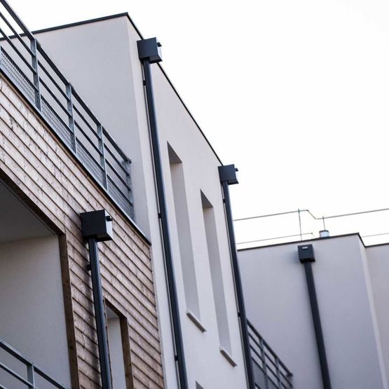  Boîte à eau en aluminium pour toitures terrasses | Boîte à eau  - Evacuations gravitaires et accessoires