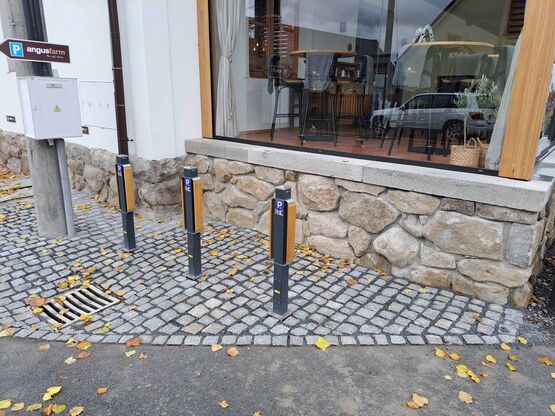 Borne de recharge pour vélos électriques (VAE) | BORVELOPLUG - produit présenté par NORCOR