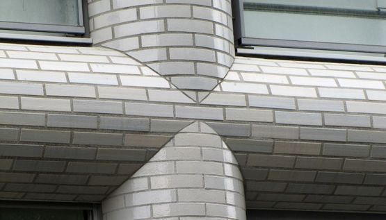  Briques et plaquettes de formes pour façades | Briques de formes - Panneaux de façade en terre cuite et grès