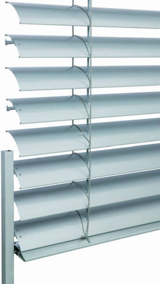 Brise-soleil orientable en plus de 100 couleurs | Solotec