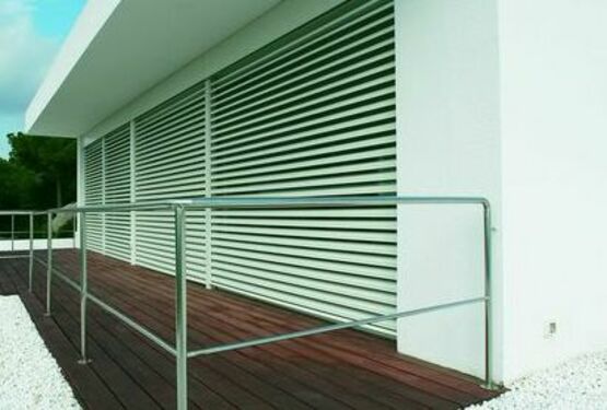  Brise-soleil orientable tout métal polyvalent | Metalunic - GRIESSER