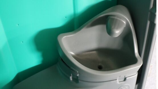 Cabine autonome avec lave-mains  - produit présenté par WC LOC