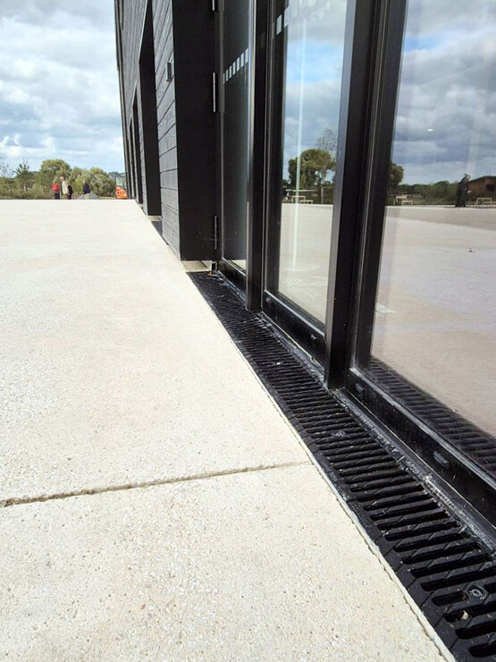  Caniveau de façade - VISUAL CHECK - Caniveaux en autre matériau