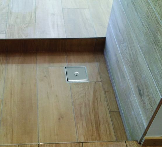 Caniveaux et siphons pour centre aquatique, piscine et spa | BLÜCHER®  - produit présenté par BLÜCHER