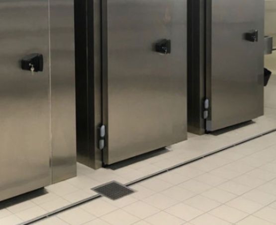  Caniveaux et siphons pour immeubles de grandes hauteurs/tours | BLÜCHER®  - Caniveaux à grille fentes ou lames