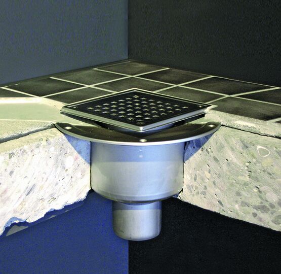 Caniveaux et siphons pour sanitaire et douches collectives ou individuelles  | BLÜCHER®  - produit présenté par BLÜCHER