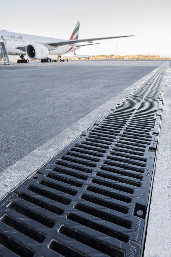  Caniveaux pour charges lourdes F400 | Civil F | ULMA - Caniveaux en béton ou béton polymère