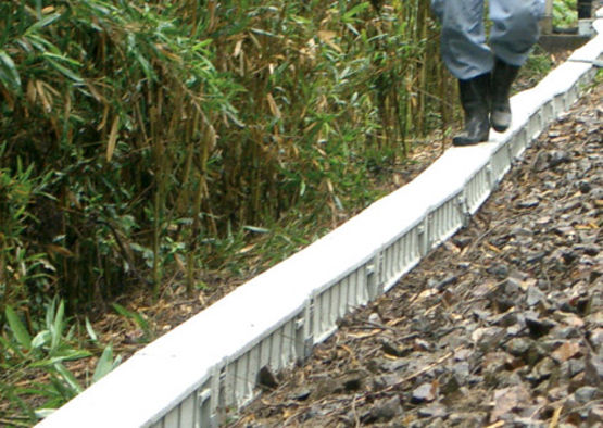 Caniveaux secs polymères - produit présenté par DIPOSTEL