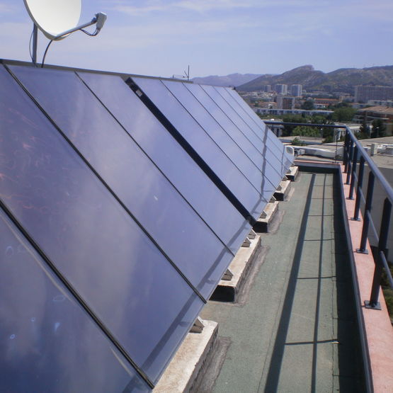  Capteurs solaires thermiques pour chauffage d&#039;ECS collective