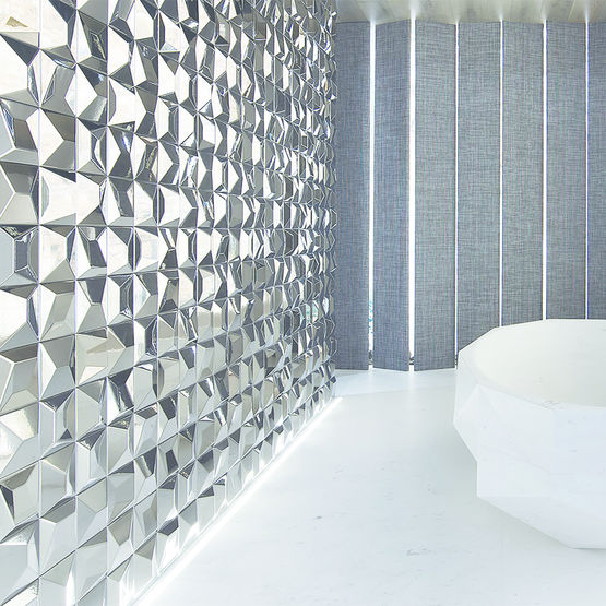 Carreaux céramiques à effet métallisé pour salles de bains | Face Plata