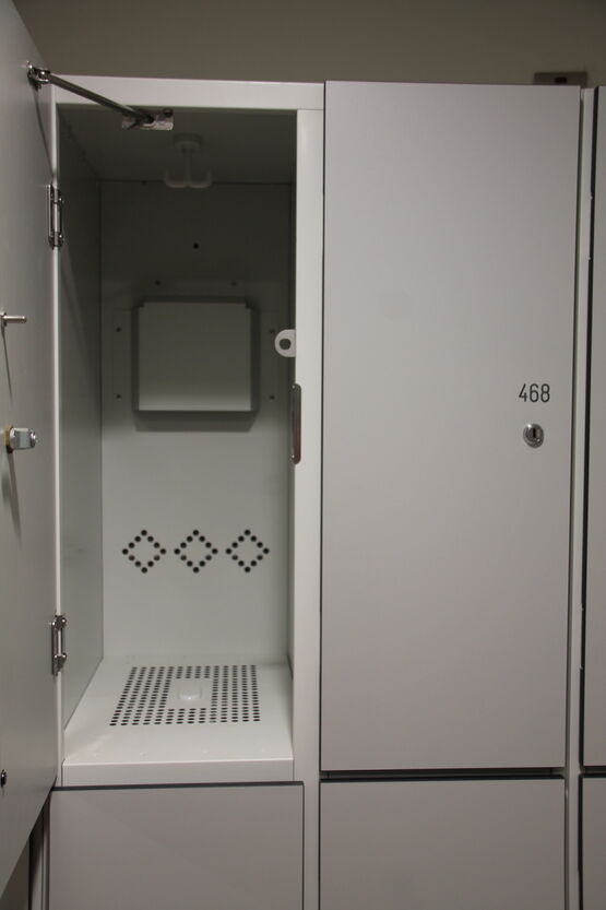  Casiers et vestiaires résistants en aluminium ou acier | TYPO R/S KEMMLIT - Vestiaires, casiers et consignes