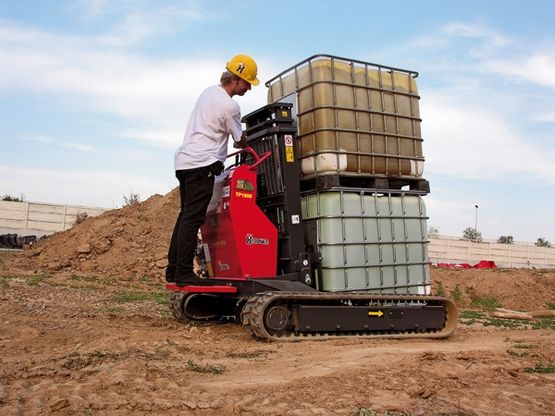  Chariot élévateur sur chenilles pour caissons et palettes | TP1800 - HINOWA