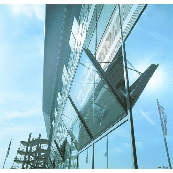 Châssis de façade pour désenfumage naturel à commande pneumatique | Ecovision - KINGSPAN LIGHT + AIR