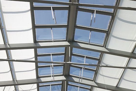 Châssis de ventilation et désenfumage naturel | Firelight 3 - KINGSPAN LIGHT + AIR