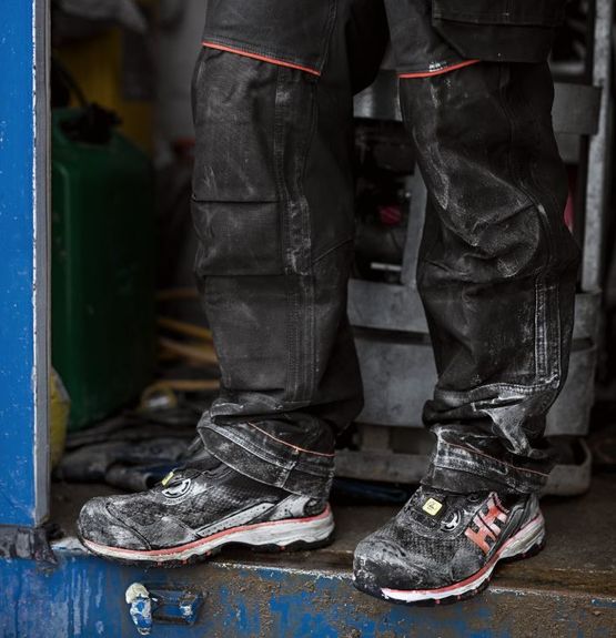 Chaussures avec embout en aluminium | CHELSEA EVOLUTION LOW - SARL HELLY HANSEN FRANCE