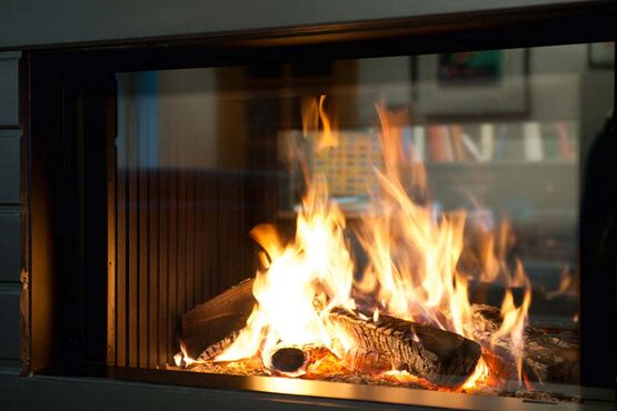  Cheminée bois double face horizontale avec vitre escamotable et intérieur en acier ou en fonte | Luna Diamond Bois 850DH  - Cheminées