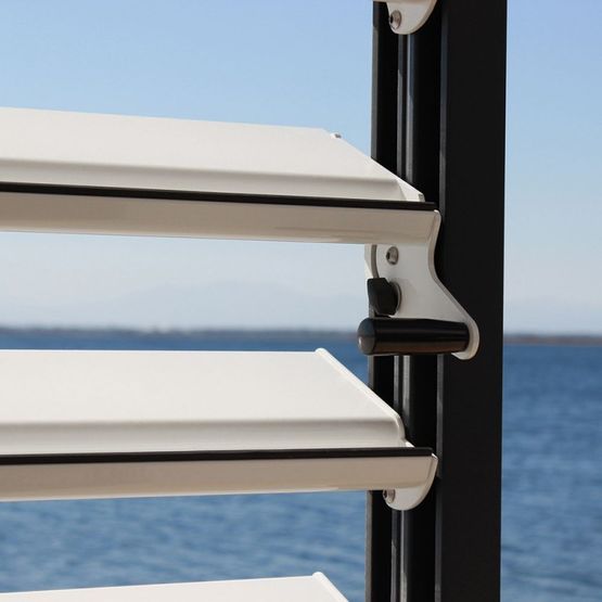  Claustra brise soleil orientable en aluminium | CLAUS-BS-ALU - ALSOL.FR