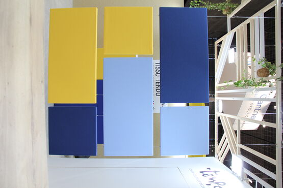  Cloison de panneaux acoustiques sur câbles traversants | TEMPO Panneaux - Panneau décoratif