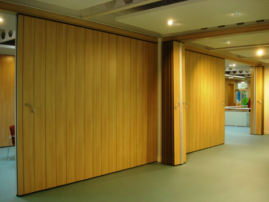  Cloison extensible pour affaiblissement acoustique de 28 ou 31 dB | Progress - Cloisons coulissantes