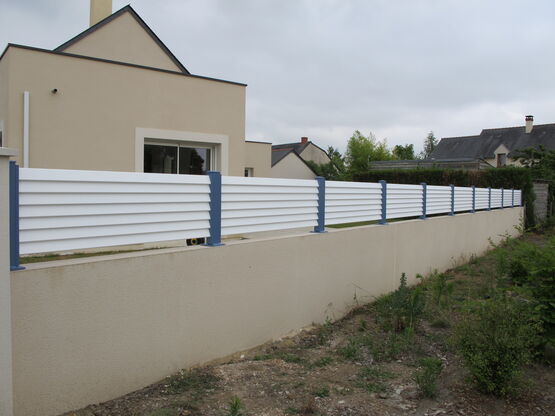  Clôture à lames persienne en aluminium | persienne - Clôture métallique