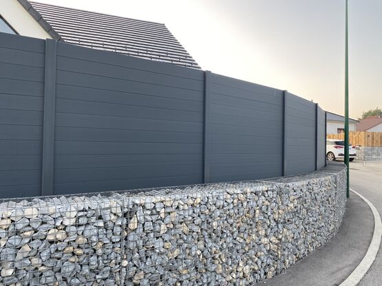 Clôture aluminium 125 mm pleine | Gard125 - GARDINO