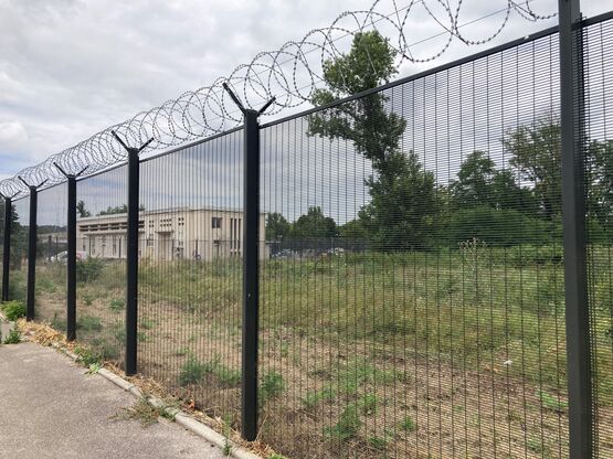  Clôture anti-intrusion I Dense® - EUROFENCE