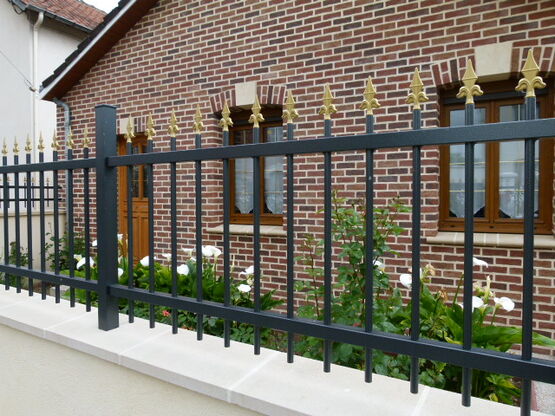  Clôture en aluminium traditionnelle | Collection Héritage - Clôture métallique