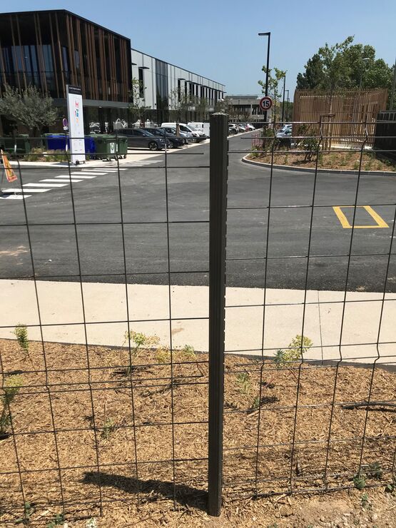  Clôture en panneau rigide I Bastipli® Zone Inondable - EUROFENCE