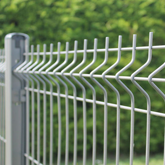 Clôture rigide en acier pour la protection de différents sites | Aquilon 55 Premium