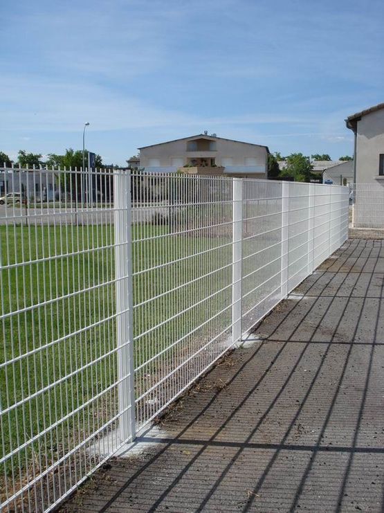 Clôtures en treillis soudées | Pallas - produit présenté par HERAS FRANCE