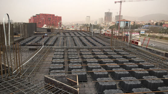 Coffrage perdu pour allègement de planchers bidirectionnels | Nautilus Evo - produit présenté par GEOPLAST