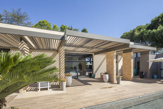 Collections exclusives de pergolas aux couleurs de la nature | WALLIS&amp;OUTDOOR