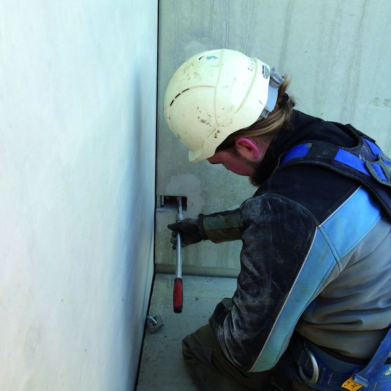 Connexion Seche Pour Voiles Prefabriques En Beton