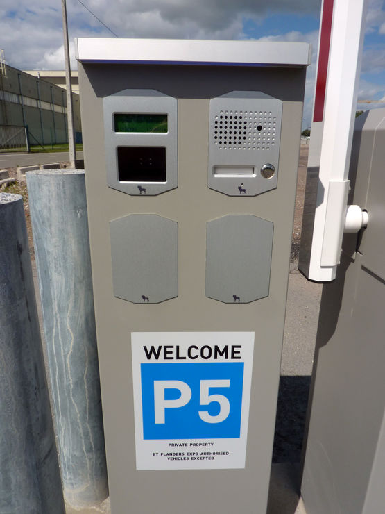  Contrôle d&#039;accès et borne de paiement pour parking : Comfort Parking - Systèmes de guidage et contrôle de parking