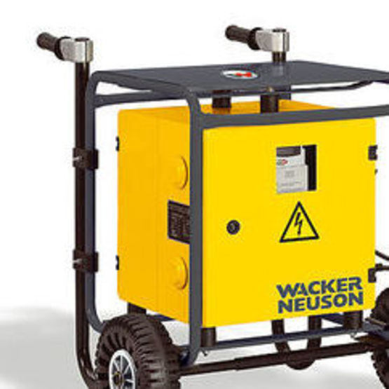  Convertisseur de fréquence stationnaire en vente ou en location | Modèles FUE 42 V - Groupes électrogènes