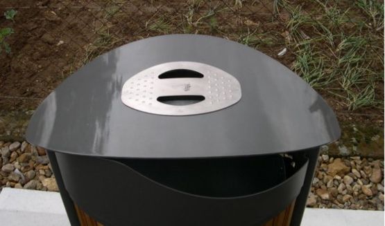Corbeille urbaine en tôle d'acier plié | Hellébore - produit présenté par SERI