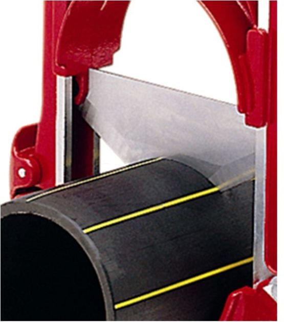 Coupe-tube guillotine pour la découpe des tuyaux PEHD | Virax - produit présenté par PROSYNERGIE